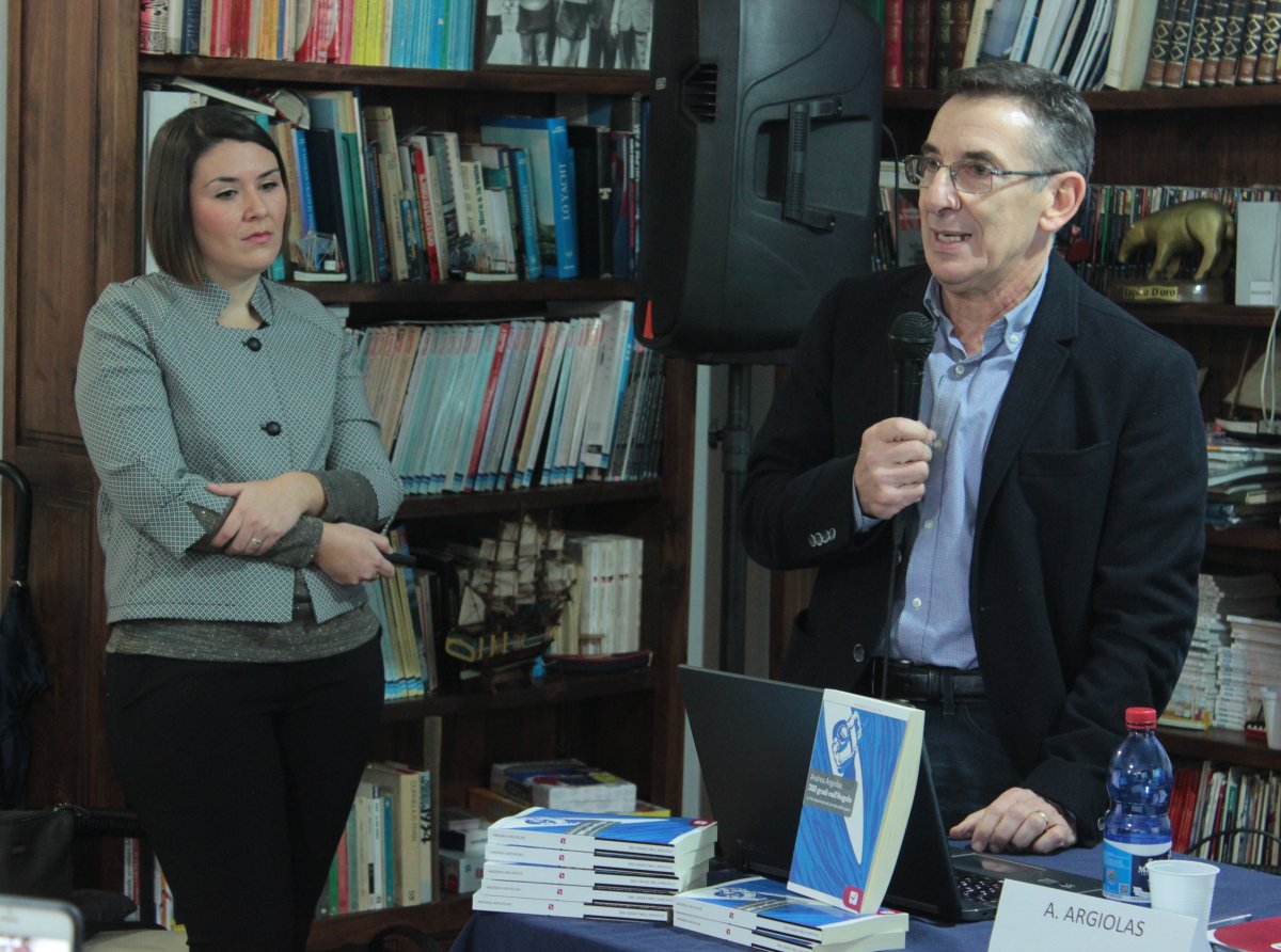 “360 gradi nell’Angolo” il primo libro del canoista Andrea Argiolas