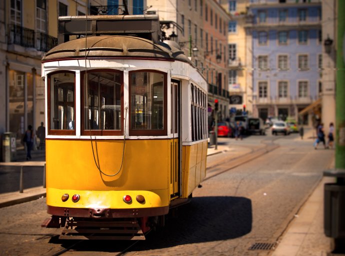 Cagliari e Lisbona separate da un tram